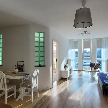 Na Starowce Apartment